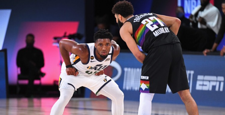 右后卫角色 右后卫角色