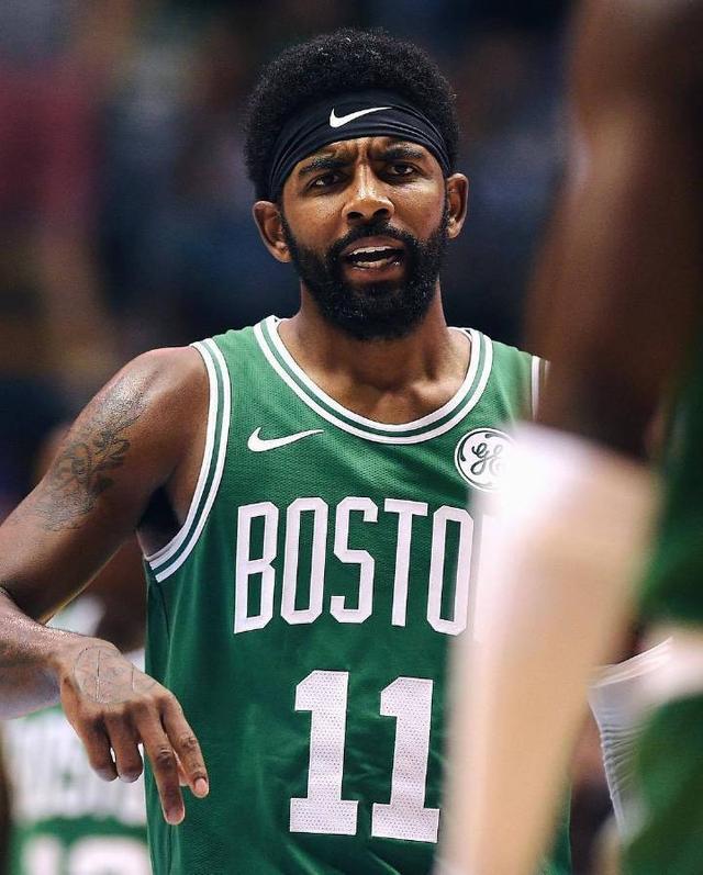 使得他能在 使得他能在